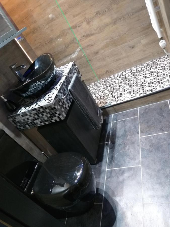 Modern Hoteliving Gießen Buitenkant foto