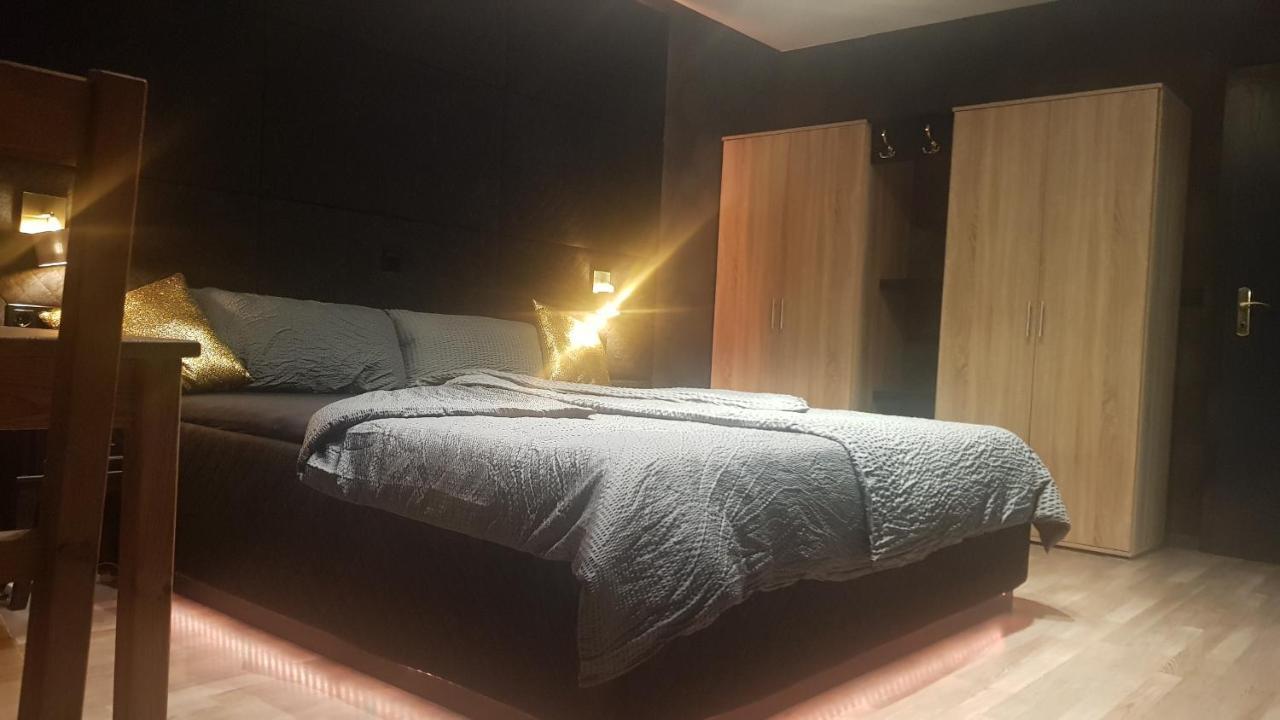 Modern Hoteliving Gießen Buitenkant foto